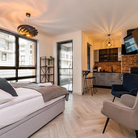 Doki Studio Stocznia By Grand Apartments Gdansk Dış mekan fotoğraf